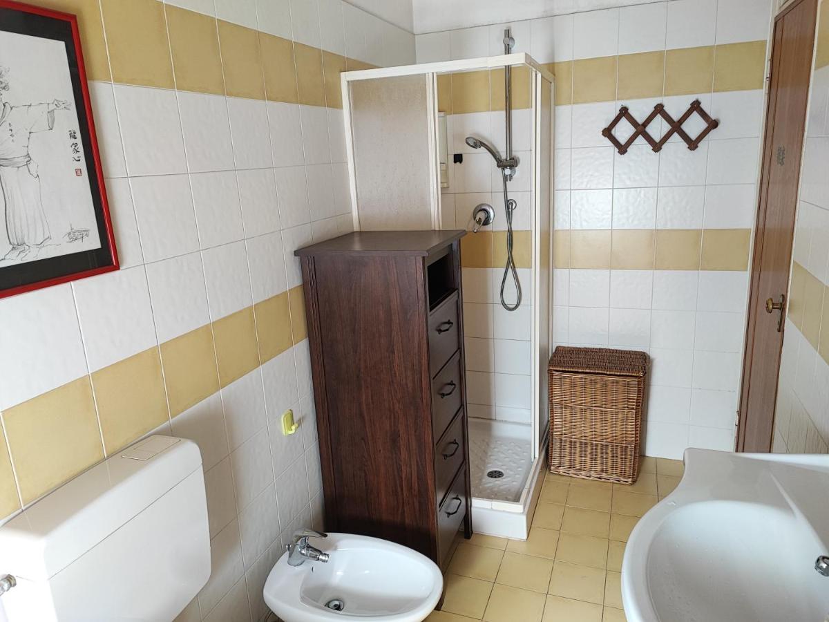 Appartamento Chic Vista Lago - Casa Janis Verbania Buitenkant foto