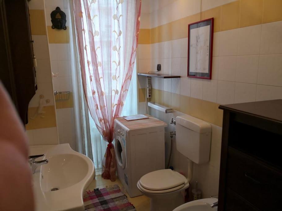 Appartamento Chic Vista Lago - Casa Janis Verbania Buitenkant foto