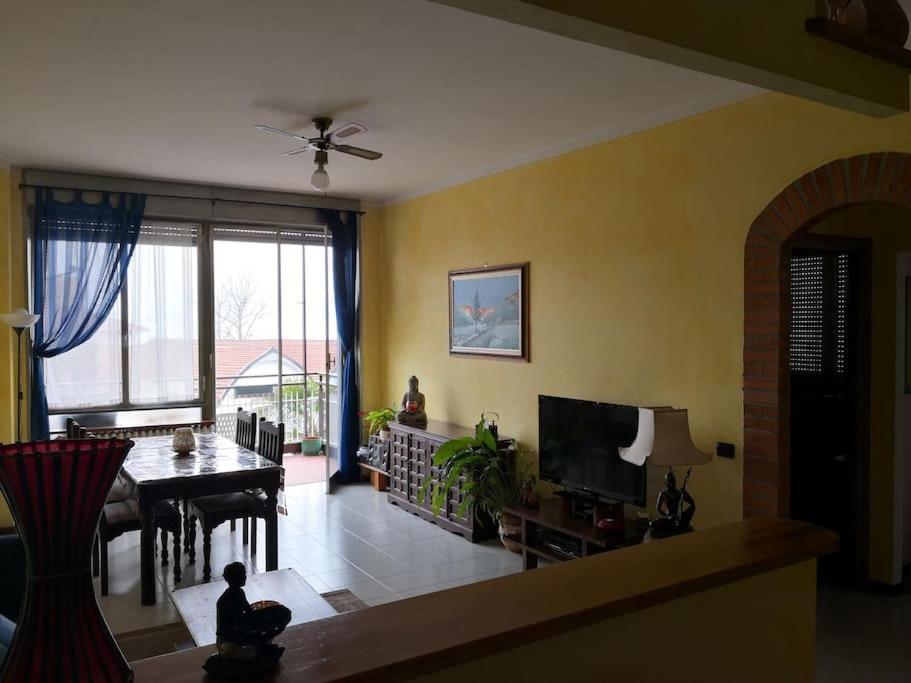 Appartamento Chic Vista Lago - Casa Janis Verbania Buitenkant foto